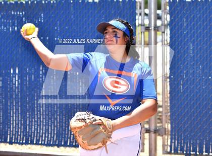 Thumbnail 3 in Bishop Gorman vs Silverado (NIAA 4A State Final) photogallery.