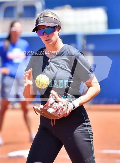 Thumbnail 1 in Bishop Gorman vs Silverado (NIAA 4A State Final) photogallery.
