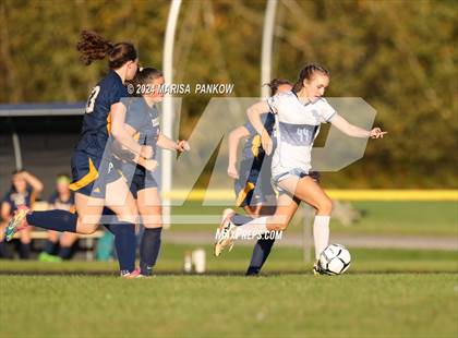 Thumbnail 3 in Bishop Grimes vs Altmar Parish Williamstown photogallery.