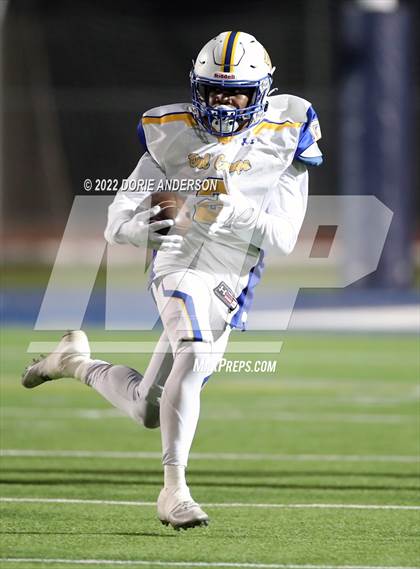 Thumbnail 3 in Del Campo @ Vista del Lago photogallery.