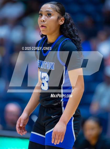 Thumbnail 3 in Newton vs Grayson (GHSA 6A Championship) photogallery.