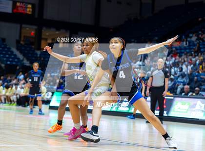 Thumbnail 3 in Newton vs Grayson (GHSA 6A Championship) photogallery.