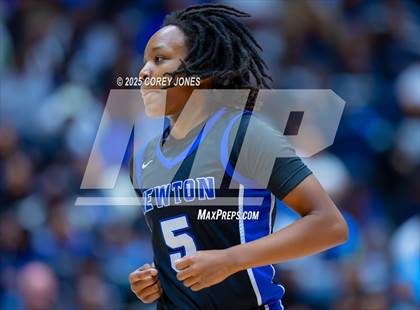 Thumbnail 2 in Newton vs Grayson (GHSA 6A Championship) photogallery.