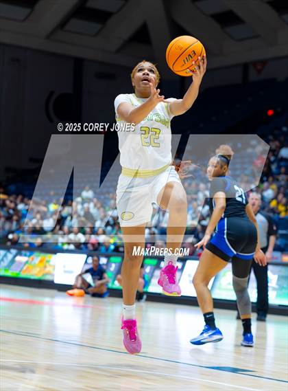 Thumbnail 3 in Newton vs Grayson (GHSA 6A Championship) photogallery.
