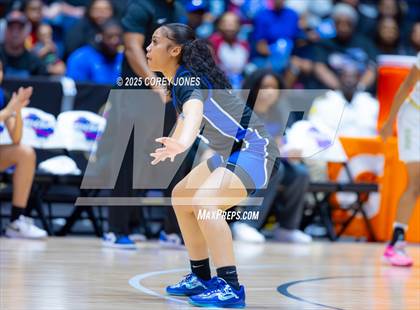 Thumbnail 3 in Newton vs Grayson (GHSA 6A Championship) photogallery.