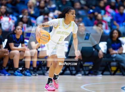 Thumbnail 2 in Newton vs Grayson (GHSA 6A Championship) photogallery.