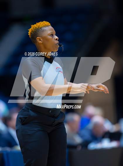 Thumbnail 2 in Newton vs Grayson (GHSA 6A Championship) photogallery.