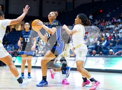 Thumbnail 3 in Newton vs Grayson (GHSA 6A Championship) photogallery.