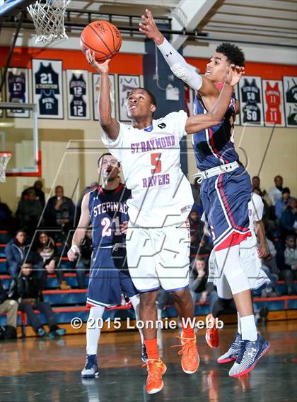 Thumbnail 2 in St. Raymond vs Stepinac (CHSAA AA Quarterfinal) photogallery.