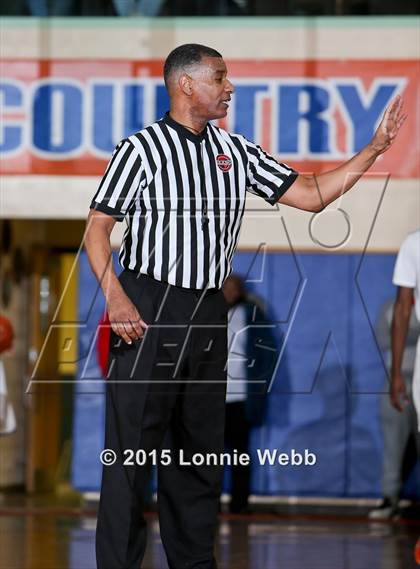 Thumbnail 1 in St. Raymond vs Stepinac (CHSAA AA Quarterfinal) photogallery.