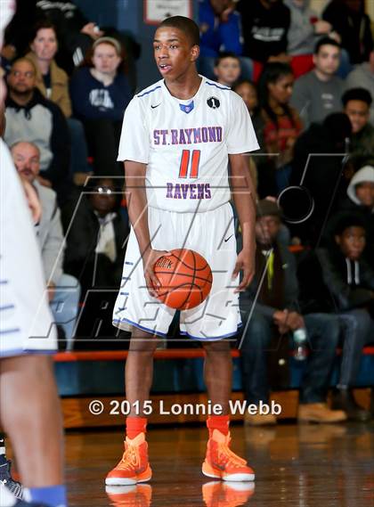 Thumbnail 3 in St. Raymond vs Stepinac (CHSAA AA Quarterfinal) photogallery.