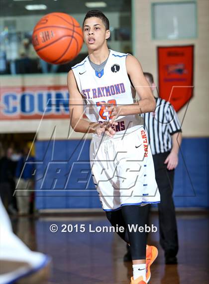 Thumbnail 3 in St. Raymond vs Stepinac (CHSAA AA Quarterfinal) photogallery.