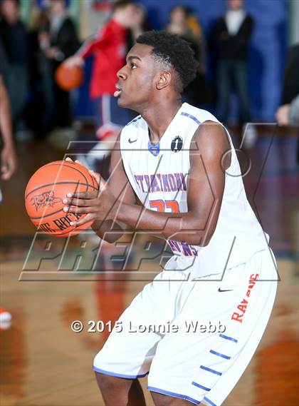 Thumbnail 1 in St. Raymond vs Stepinac (CHSAA AA Quarterfinal) photogallery.
