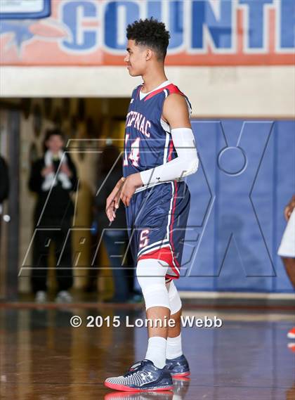 Thumbnail 1 in St. Raymond vs Stepinac (CHSAA AA Quarterfinal) photogallery.
