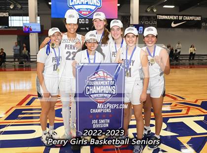 Thumbnail 3 in Folsom vs. Perry (Nike Tournament of Champions) - Joe Smith Division Championship photogallery.