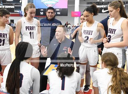 Thumbnail 2 in Folsom vs. Perry (Nike Tournament of Champions) - Joe Smith Division Championship photogallery.