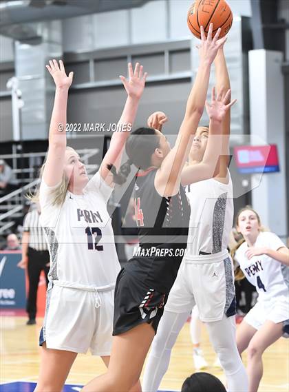Thumbnail 1 in Folsom vs. Perry (Nike Tournament of Champions) - Joe Smith Division Championship photogallery.