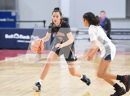 Thumbnail 3 in Folsom vs. Perry (Nike Tournament of Champions) - Joe Smith Division Championship photogallery.