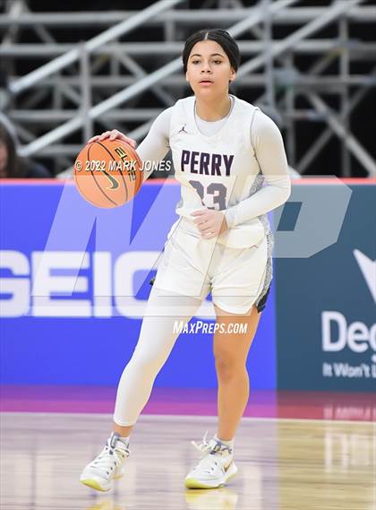 Thumbnail 1 in Folsom vs. Perry (Nike Tournament of Champions) - Joe Smith Division Championship photogallery.