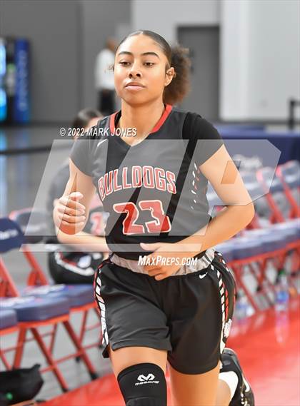 Thumbnail 3 in Folsom vs. Perry (Nike Tournament of Champions) - Joe Smith Division Championship photogallery.