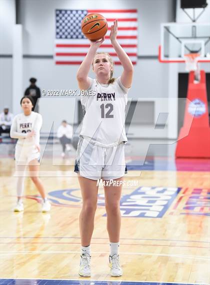 Thumbnail 3 in Folsom vs. Perry (Nike Tournament of Champions) - Joe Smith Division Championship photogallery.