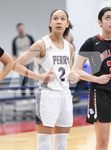 Thumbnail 1 in Folsom vs. Perry (Nike Tournament of Champions) - Joe Smith Division Championship photogallery.