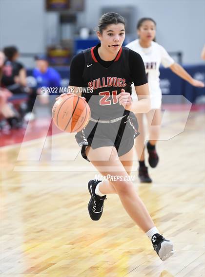 Thumbnail 1 in Folsom vs. Perry (Nike Tournament of Champions) - Joe Smith Division Championship photogallery.