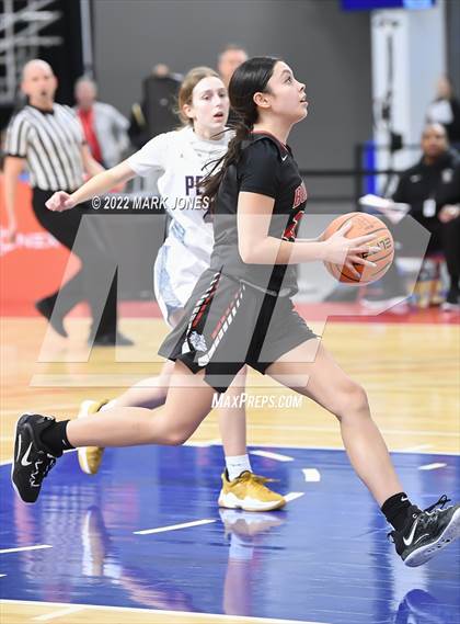 Thumbnail 1 in Folsom vs. Perry (Nike Tournament of Champions) - Joe Smith Division Championship photogallery.
