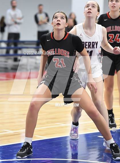 Thumbnail 1 in Folsom vs. Perry (Nike Tournament of Champions) - Joe Smith Division Championship photogallery.