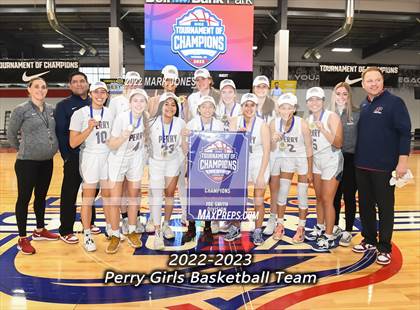 Thumbnail 1 in Folsom vs. Perry (Nike Tournament of Champions) - Joe Smith Division Championship photogallery.