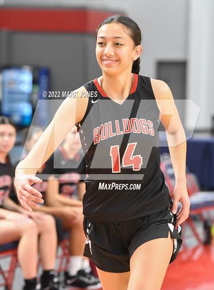 Thumbnail 1 in Folsom vs. Perry (Nike Tournament of Champions) - Joe Smith Division Championship photogallery.