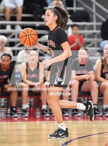 Thumbnail 3 in Folsom vs. Perry (Nike Tournament of Champions) - Joe Smith Division Championship photogallery.