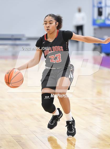 Thumbnail 3 in Folsom vs. Perry (Nike Tournament of Champions) - Joe Smith Division Championship photogallery.
