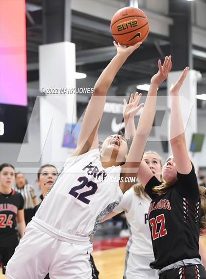 Thumbnail 1 in Folsom vs. Perry (Nike Tournament of Champions) - Joe Smith Division Championship photogallery.