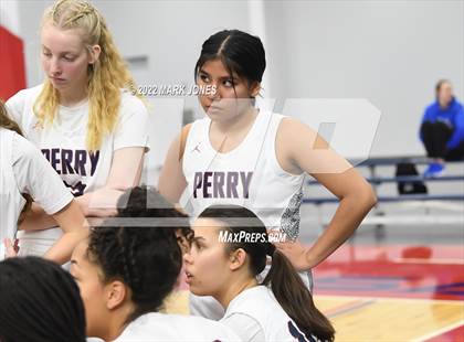 Thumbnail 1 in Folsom vs. Perry (Nike Tournament of Champions) - Joe Smith Division Championship photogallery.