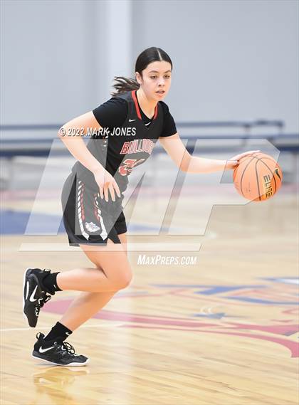 Thumbnail 3 in Folsom vs. Perry (Nike Tournament of Champions) - Joe Smith Division Championship photogallery.