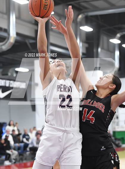 Thumbnail 1 in Folsom vs. Perry (Nike Tournament of Champions) - Joe Smith Division Championship photogallery.