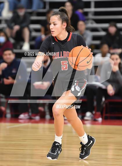 Thumbnail 2 in Folsom vs. Perry (Nike Tournament of Champions) - Joe Smith Division Championship photogallery.