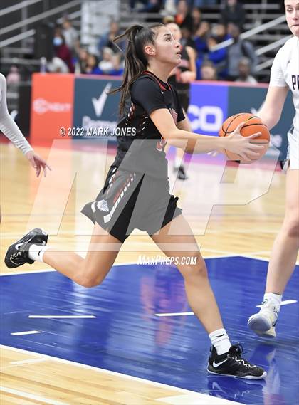 Thumbnail 1 in Folsom vs. Perry (Nike Tournament of Champions) - Joe Smith Division Championship photogallery.