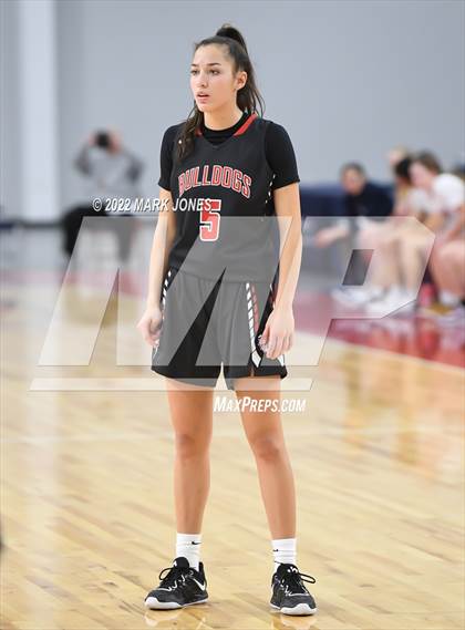 Thumbnail 3 in Folsom vs. Perry (Nike Tournament of Champions) - Joe Smith Division Championship photogallery.
