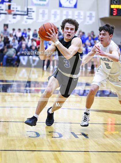 Thumbnail 1 in Westfield vs Hamilton Southeastern (IHSAA 4A Sectional Semifinal Playoff) photogallery.