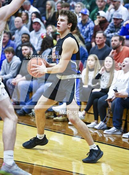 Thumbnail 1 in Westfield vs Hamilton Southeastern (IHSAA 4A Sectional Semifinal Playoff) photogallery.