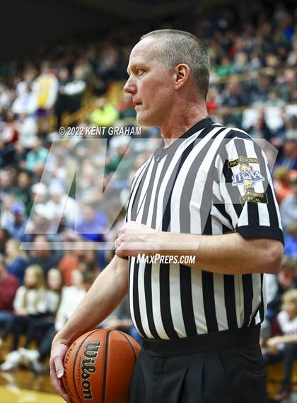 Thumbnail 2 in Westfield vs Hamilton Southeastern (IHSAA 4A Sectional Semifinal Playoff) photogallery.