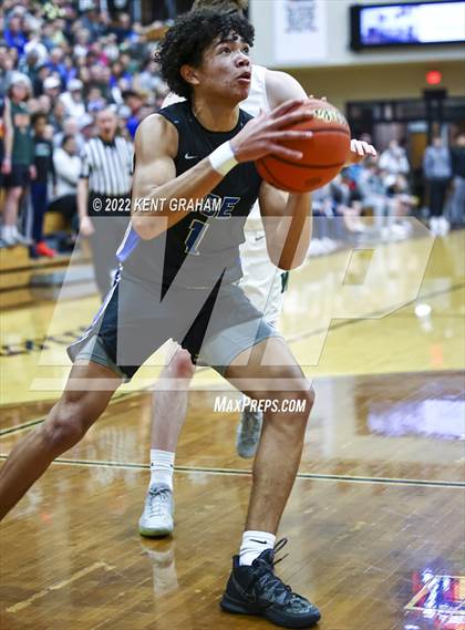 Thumbnail 2 in Westfield vs Hamilton Southeastern (IHSAA 4A Sectional Semifinal Playoff) photogallery.