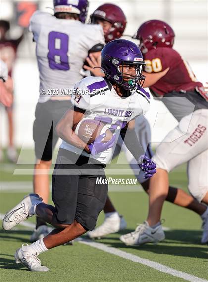 Thumbnail 2 in JV: Liberty Hill @ Dripping Springs photogallery.