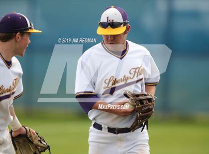 Thumbnail 1 in Weiss vs. Liberty Hill (LISD Tournament) photogallery.