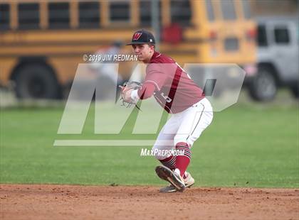 Thumbnail 2 in Weiss vs. Liberty Hill (LISD Tournament) photogallery.