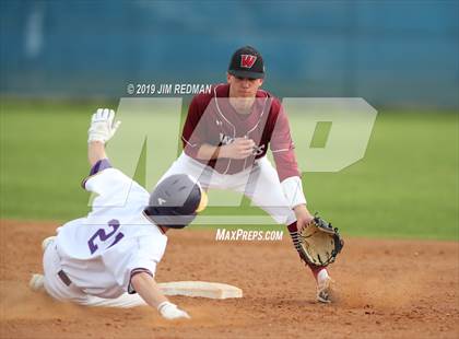 Thumbnail 2 in Weiss vs. Liberty Hill (LISD Tournament) photogallery.