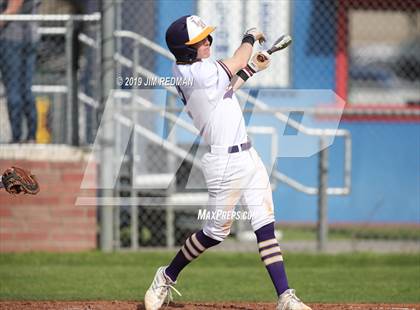 Thumbnail 2 in Weiss vs. Liberty Hill (LISD Tournament) photogallery.