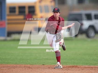 Thumbnail 2 in Weiss vs. Liberty Hill (LISD Tournament) photogallery.